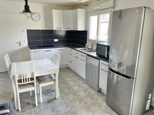 A LOUER - NANTES ZOLA DURANTIERE - MAISON MEUBLEE de 42 m² avec GARAGE + JARDIN