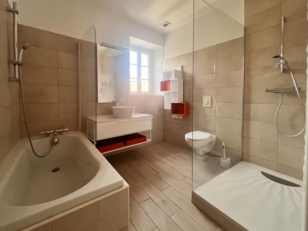 Maison Saint Xandre 6 pièce(s) 183 m2, Saint xandre 17138