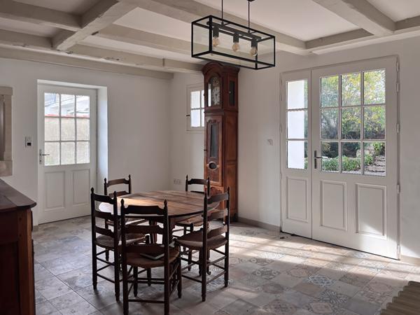 Maison Saint Xandre 6 pièce(s) 183 m2, Saint xandre 17138