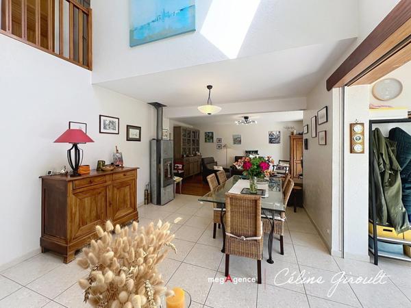 Maison à BACILLY, 50530 - 6 pièces 151m²