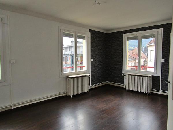 Location                                                      Appartement
                        
                     6 pièces                      117 m2                     à Raon-l'Étape