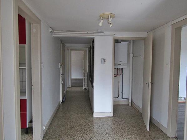 Location                                                      Appartement
                        
                     6 pièces                      117 m2                     à Raon-l'Étape