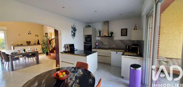 Maison à vendre 8 pièces 225 m² Roques