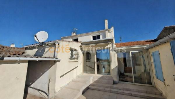 Vente Maison165 m² - 6 Pièces - L AIGUILLON LA PRESQU ILE (85460)