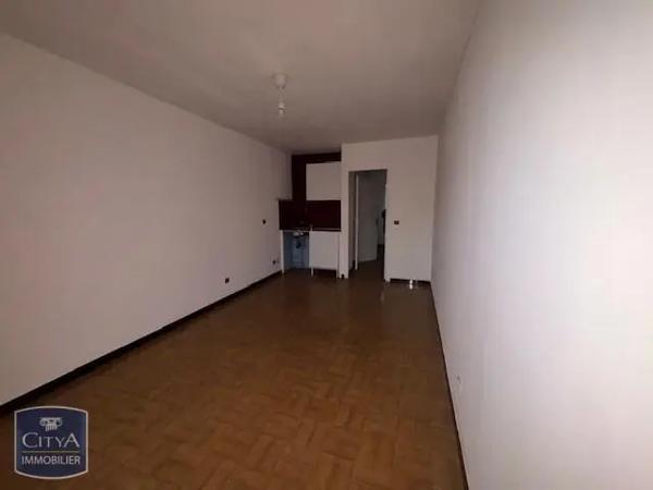 Appartement à louer 1 pièce 27.1m²