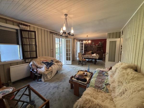 Maison à vendre à Sautron en Loire-Atlantique (44880), ref : 49037-1158