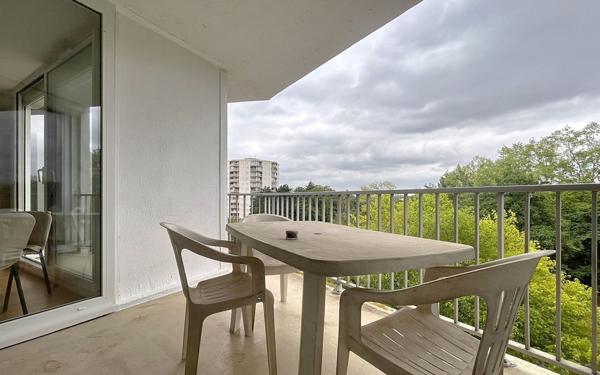 Appartement à vendre    2 pièces • 60,85 m2 Chambray-lès-Tours