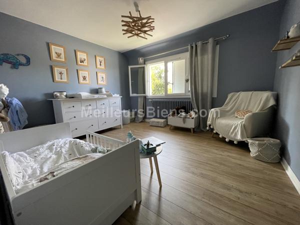  Maison avec piscine de 211 m2