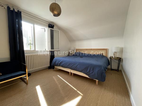  Maison avec piscine de 211 m2