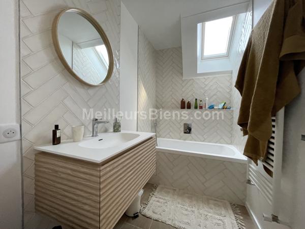  Maison avec piscine de 211 m2