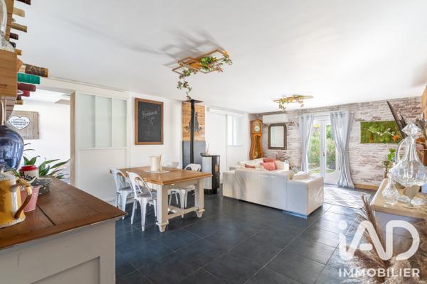 Maison à vendre 10 pièces 250 m² Limay