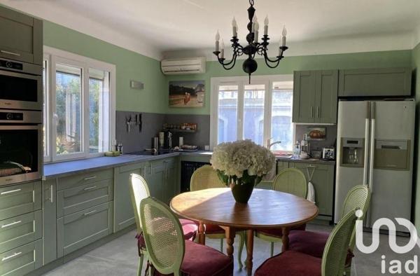 Pavillon 3 pièces de 77 m² à Mèze (34140)