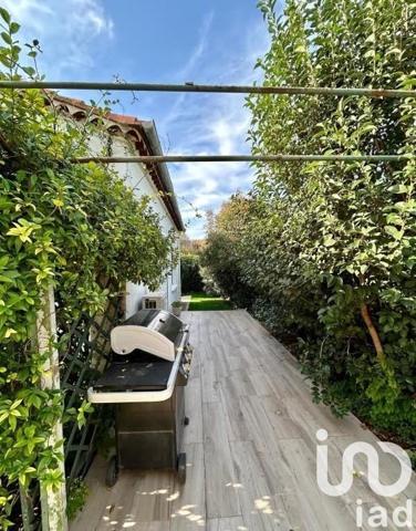 Pavillon 3 pièces de 77 m² à Mèze (34140)