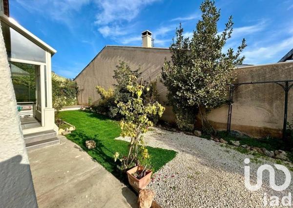 Pavillon 3 pièces de 77 m² à Mèze (34140)