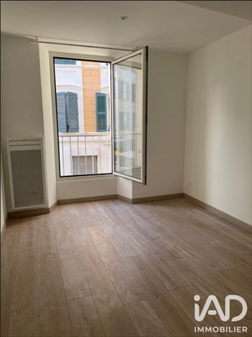 Immeuble à vendre 147 m² Solliès-Pont