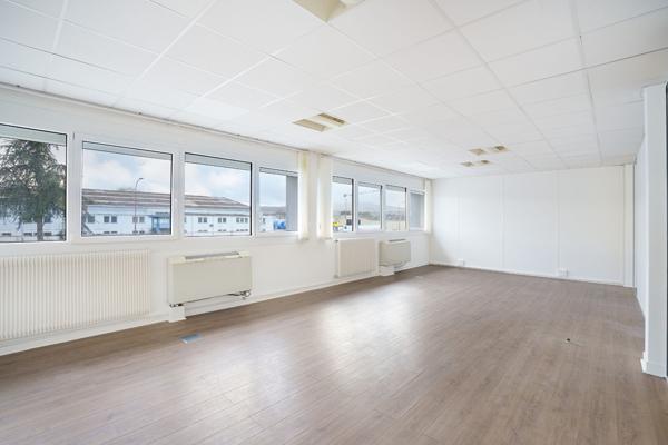 Bureaux 45.57 m2