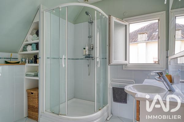 Maison à vendre 9 pièces 165,86 m² Triel-sur-Seine