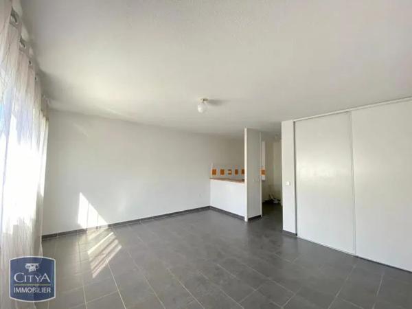 Appartement à louer 1 pièce 34.96m² Cenon (33150)