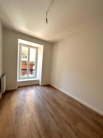 Appartement Aurillac 4 pièce(s) 80 m2 , Aurillac