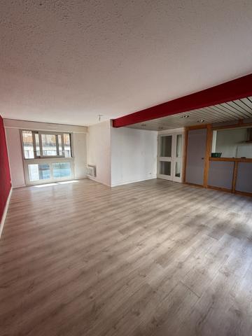 Appartement 4 pièces AURILLAC (15) avec terrasse et parking