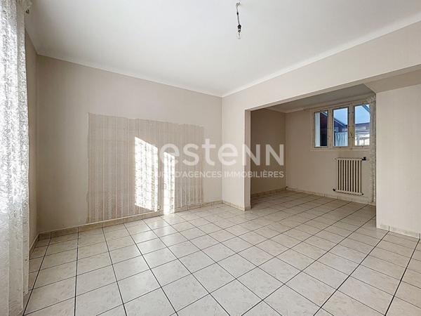 Maison 4 pièces 3 chambres à Nantes - Chantenay, avec garage et jardin.