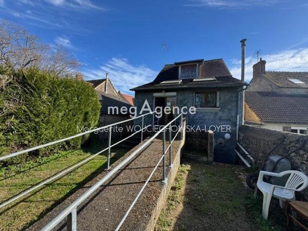 Maison à Fresnay-sur-Sarthe, 72130 - 4 pièces 77m²