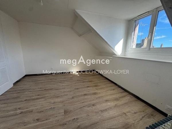 Maison à Fresnay-sur-Sarthe, 72130 - 4 pièces 77m²