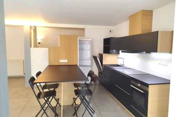 Appartement à louer    3 pièces •  Vernaison