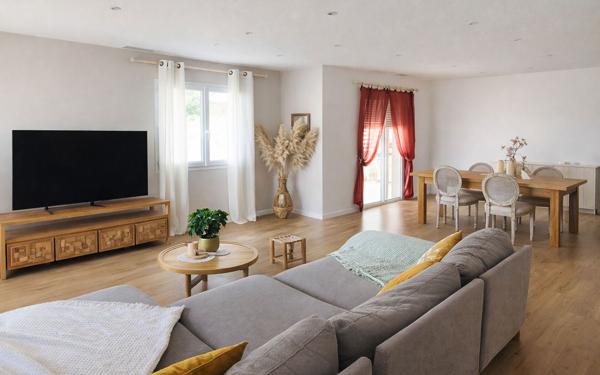 Maison à vendre    6 pièces • 206 m2 Canet-en-Roussillon
