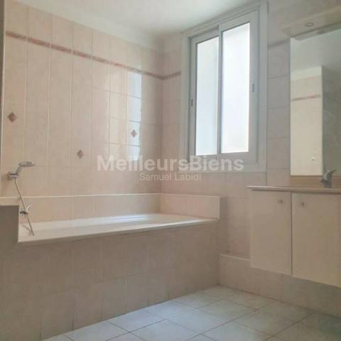 MAGNIFIQUE T4 100 M² 1MN PORT DE PLAISANCE