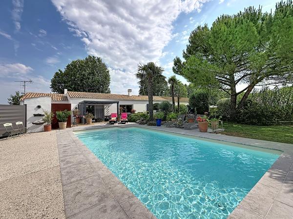 Maison plain-pied 137 m2, 4 chambres - piscine