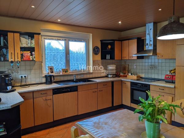 Ensemble Immobilier 8 pièces 180 m²