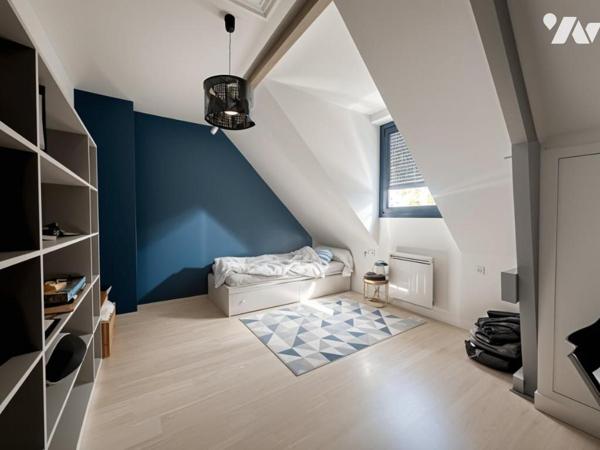 ANGERS – Maison 167 m² avec véranda, jardin et double garage – Beaux volumes