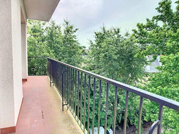 NANTES - QUAI DE VERSAILLES / Appartement 3 pièces 2 chambres, VUE ERDRE, balcons, parking, cave