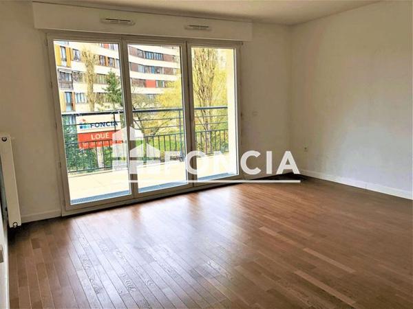 Location Appartement 3 pièces 62 m² - 8 AVENUE DE LA REPUBLIQUE Fontenay Le Fleury 78330