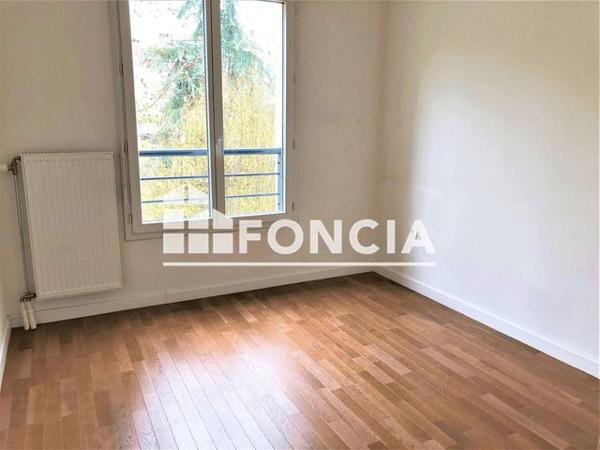 Location Appartement 3 pièces 62 m² - 8 AVENUE DE LA REPUBLIQUE Fontenay Le Fleury 78330