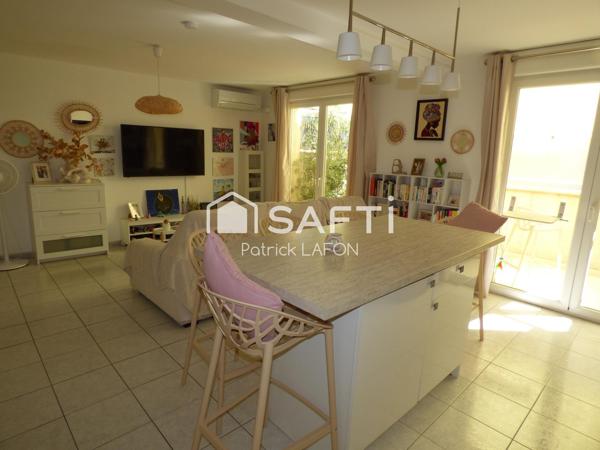 Bel appartement en duplex 2 terrasses et parking.