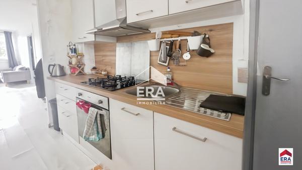 T4 rénové - 70 m² - 3 chambres - Garage - Proche métro