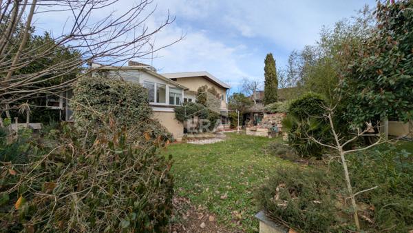 Fonbeauzard Belle Maison familiale 150 m2 - garage - terrain de 1000 m²