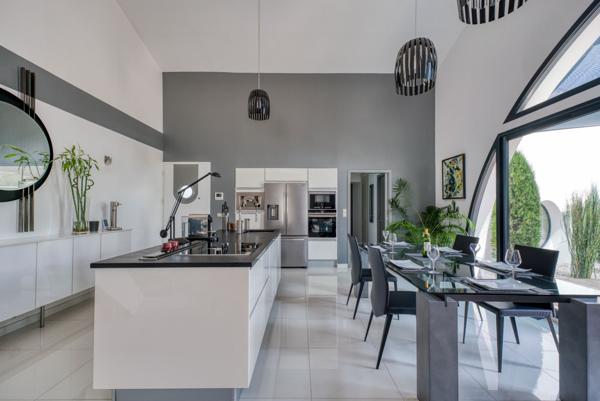 Villa contemporained'exception à deux pas de l'océan