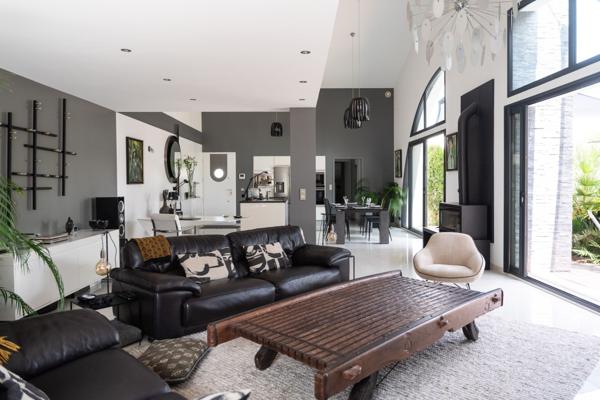 Villa contemporained'exception à deux pas de l'océan