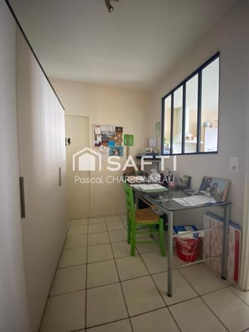Maison de ville 4 chambres au total Possibilité de créer jusqu'à 3 logements locatifs