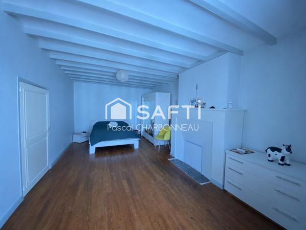 Maison de ville 4 chambres au total Possibilité de créer jusqu'à 3 logements locatifs