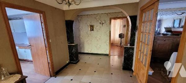 CAMARET SUR MER - Très belle vue sur mer pour cette maison traditionnelle de bonne construction...