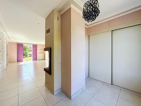 Maison 4 chambres - SAINT-PIERRE-LA-COUR - 140m²