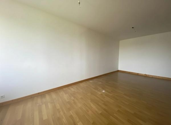 EXCLUSIVITÉ – Maison de ville 4 pièces au cœur de  CHALAMONT (01)
