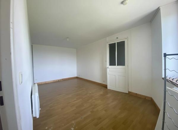 EXCLUSIVITÉ – Maison de ville 4 pièces au cœur de  CHALAMONT (01)