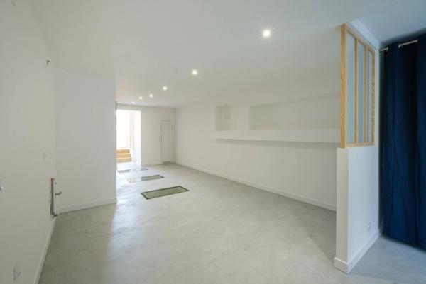 Maison à vendre 8 pièces LA ROCHE SUR YON (85)