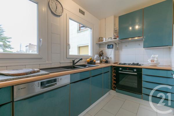 Appartement F4 à vendre  4 pièces - 90,63 m2 FONTENAY SOUS BOIS - 94