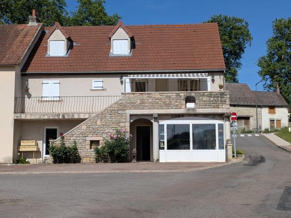 Maison en pierre avec appartement indépendant à Pouilly en Auxois